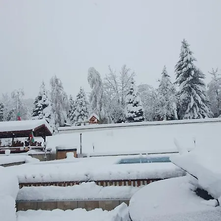 Feriested комплекс асеневци